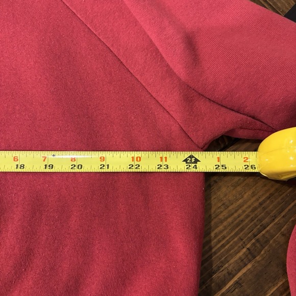 Vintage Looney Tunes Women's Taz Sweatshirt Crewneck Size XL Red Made in USA - Picture 9 of 9